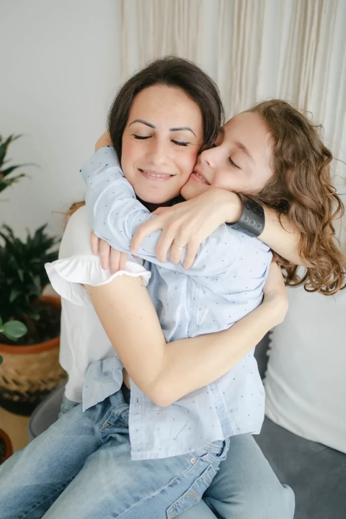 Abbraccio foto mamma bimbo boho naturale Calabria