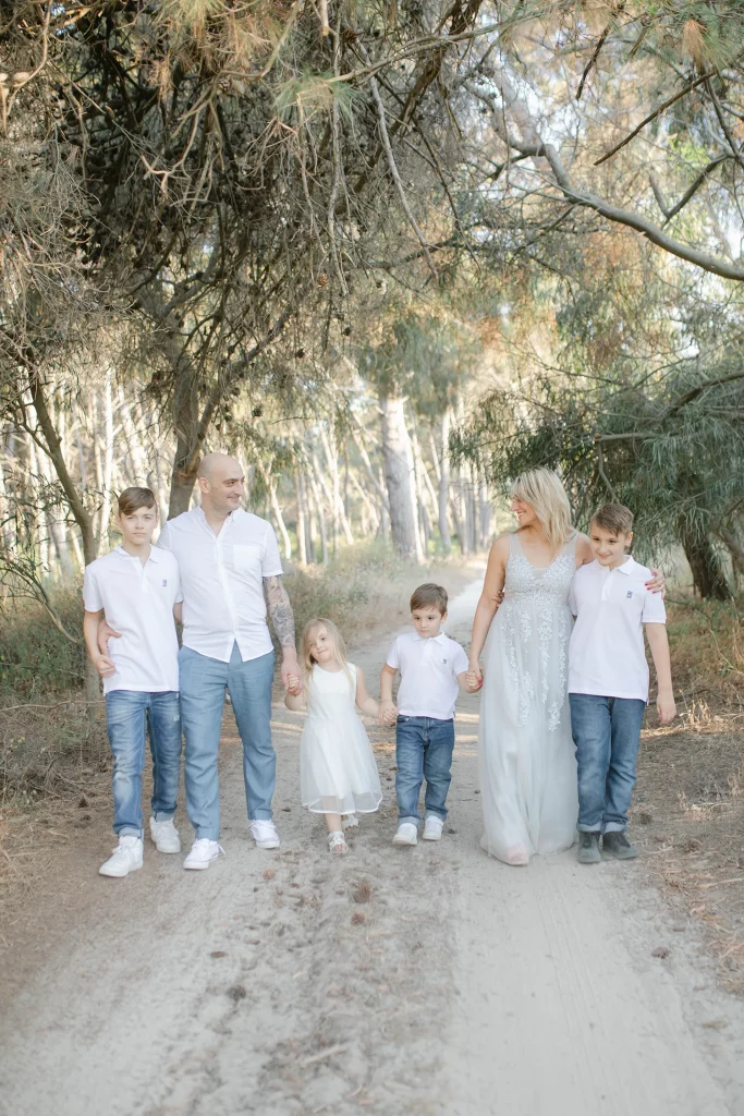 Fotografia famiglia numerosa pineta Calabria