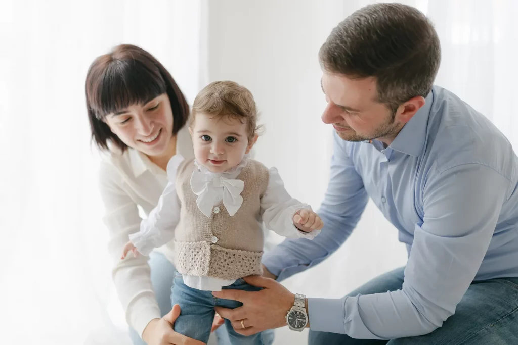 Fotografia di famiglia con neonato